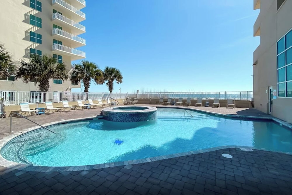 Crystal Shores West 1103