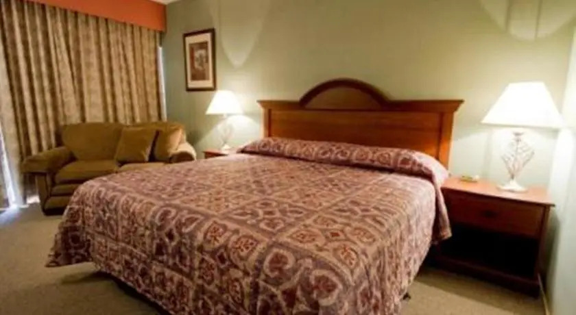 Hawks Nest Lodge