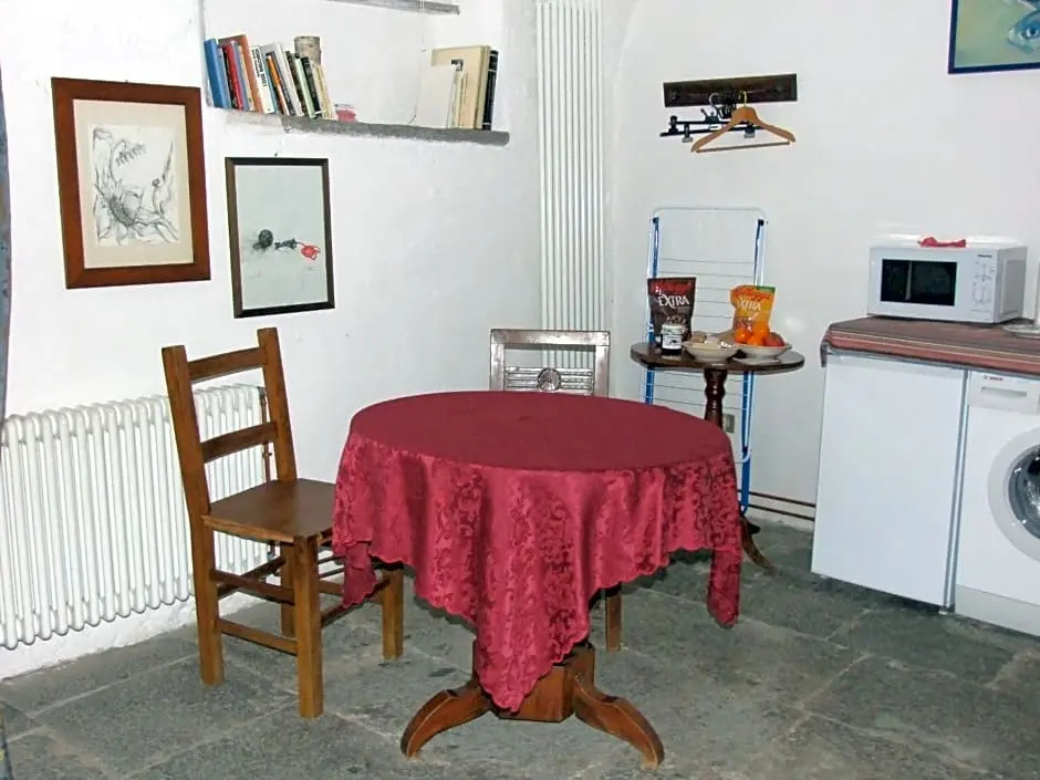 La stufa rossa