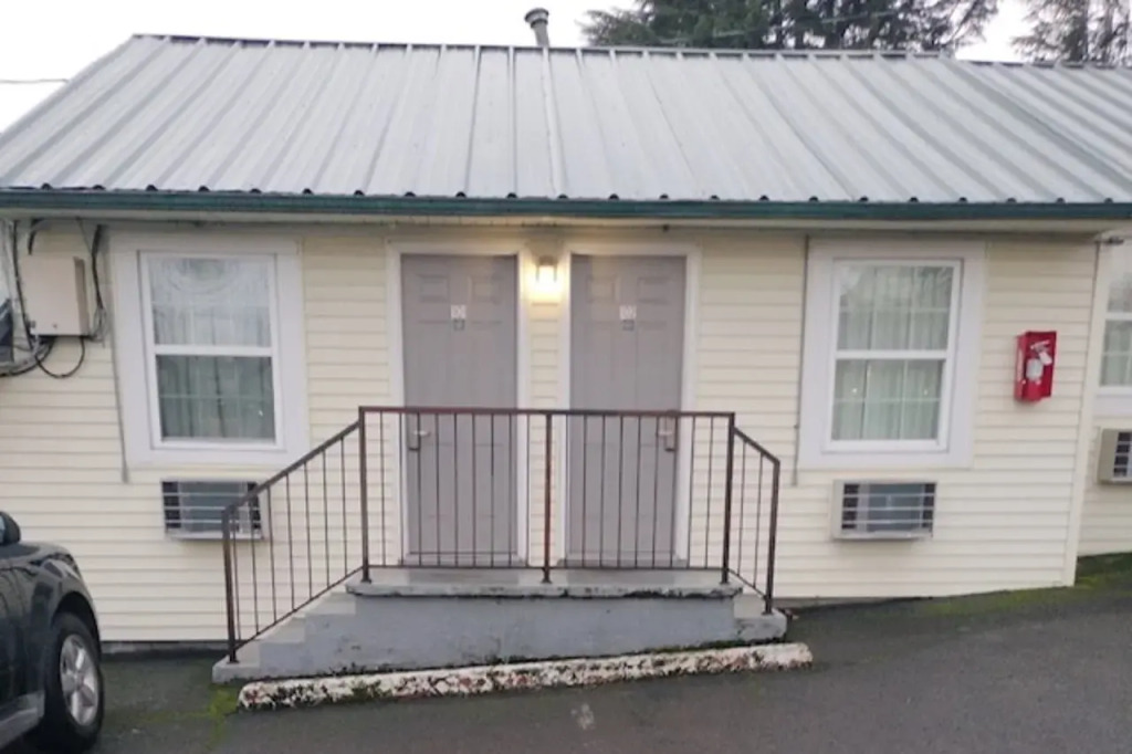 Budget Lodge by OYO Portland West