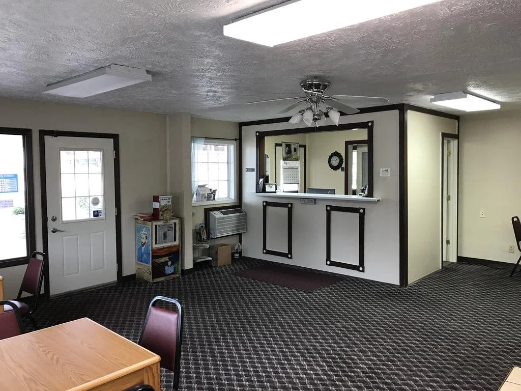 Economy Inn McCook