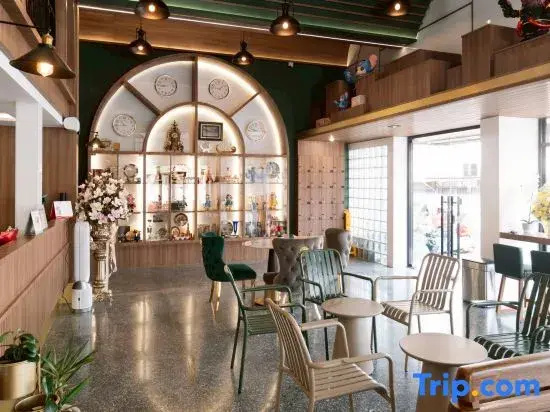 Krungthai Hostel Station
