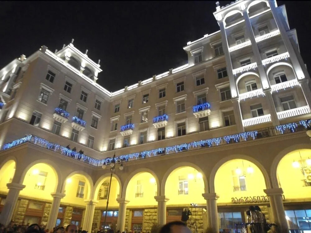 Hotel At Metro