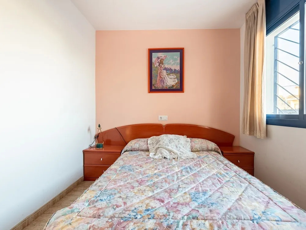 Comfortable Holiday Home in L'ampolla With Swimming Pool