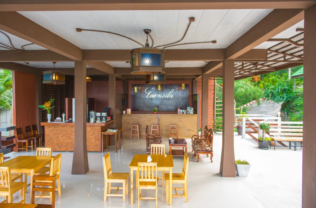 Laem Sila Resort