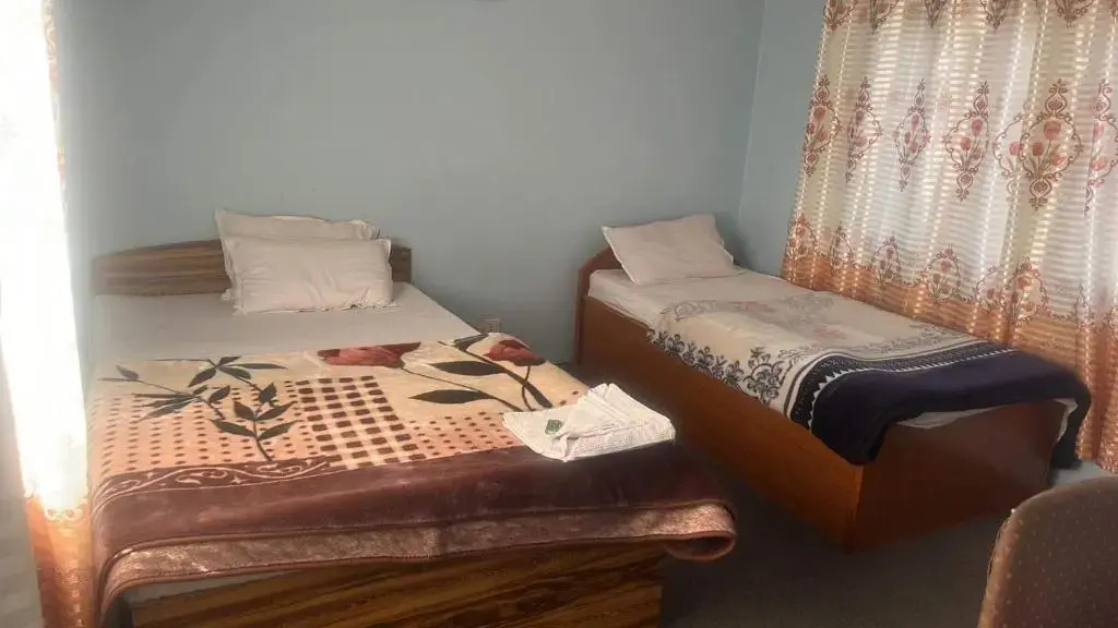 Robins nest hotel & restaurant
