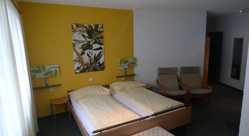Hotel Crystal