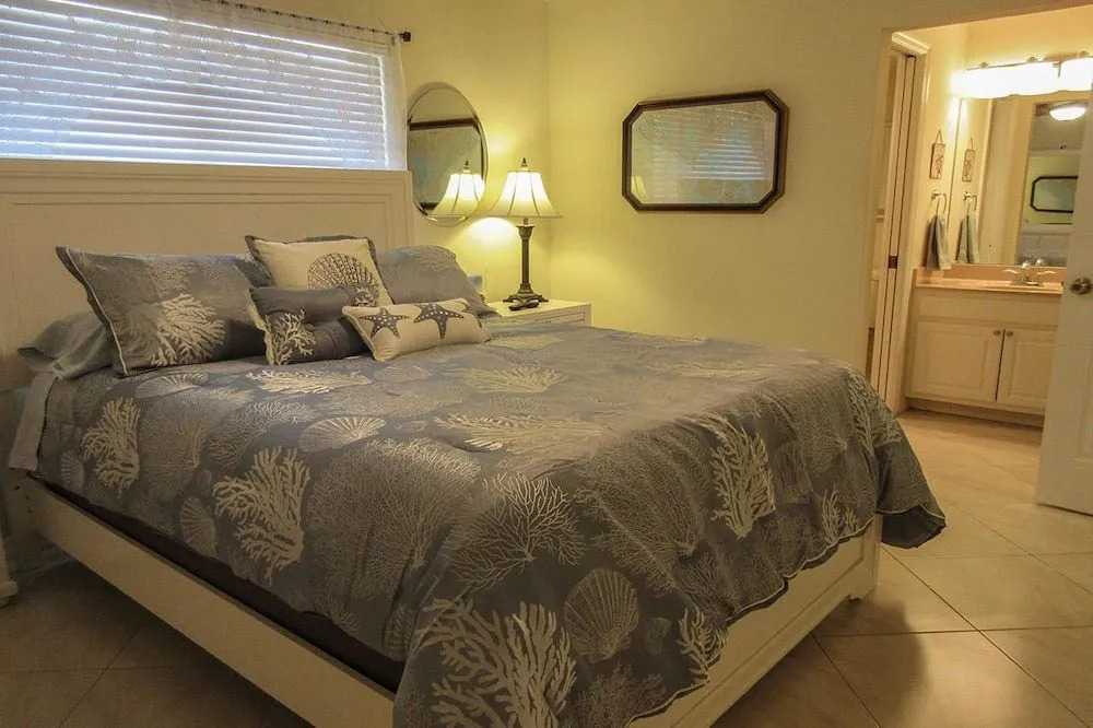 Estero Yacht & Racquet 123 1 Bedroom 2 Bathrooms Condo