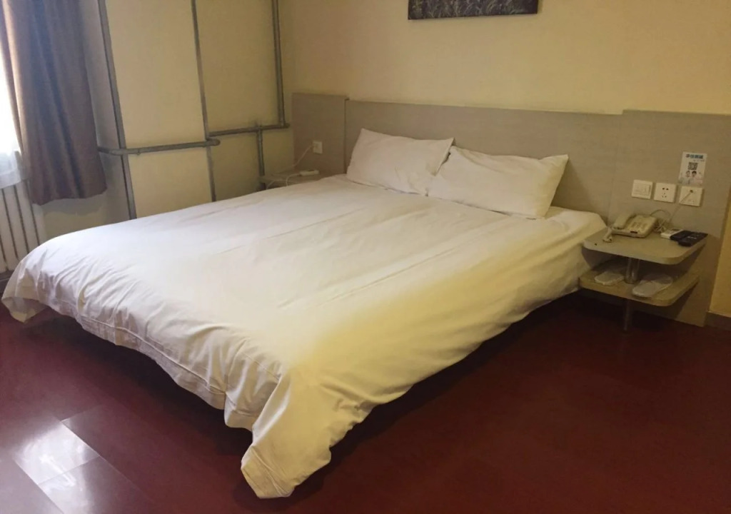 Hanting Express Dalian Development Zone Jinma Road