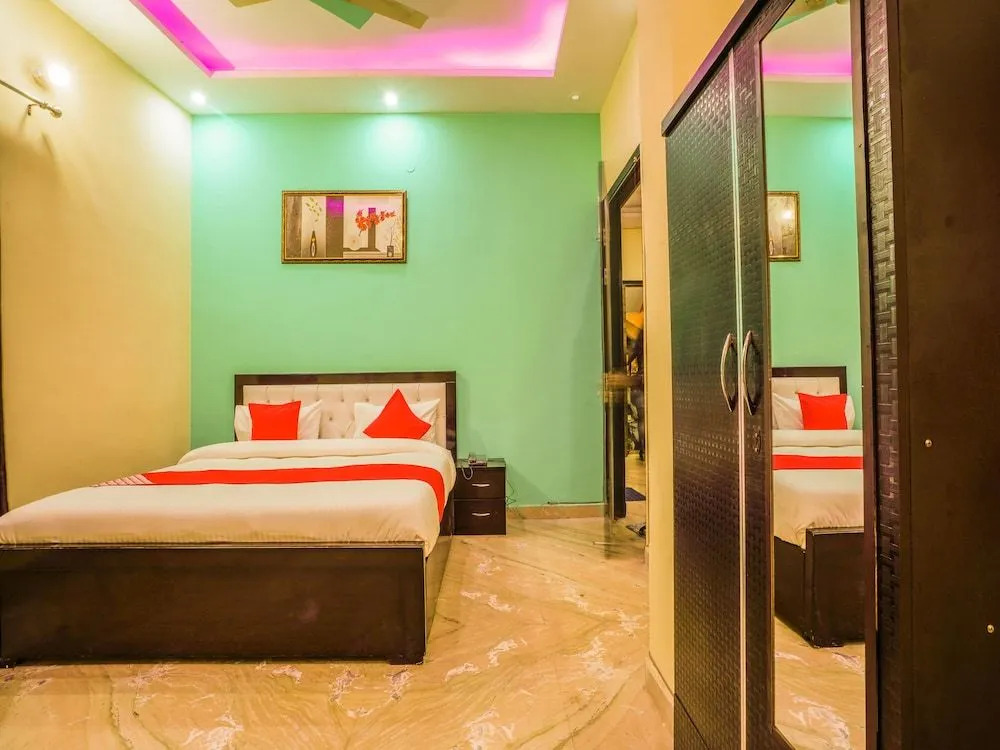 OYO 24743 Janak Residency