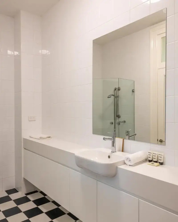 Modern 1-bed Studio Near Tramsheds