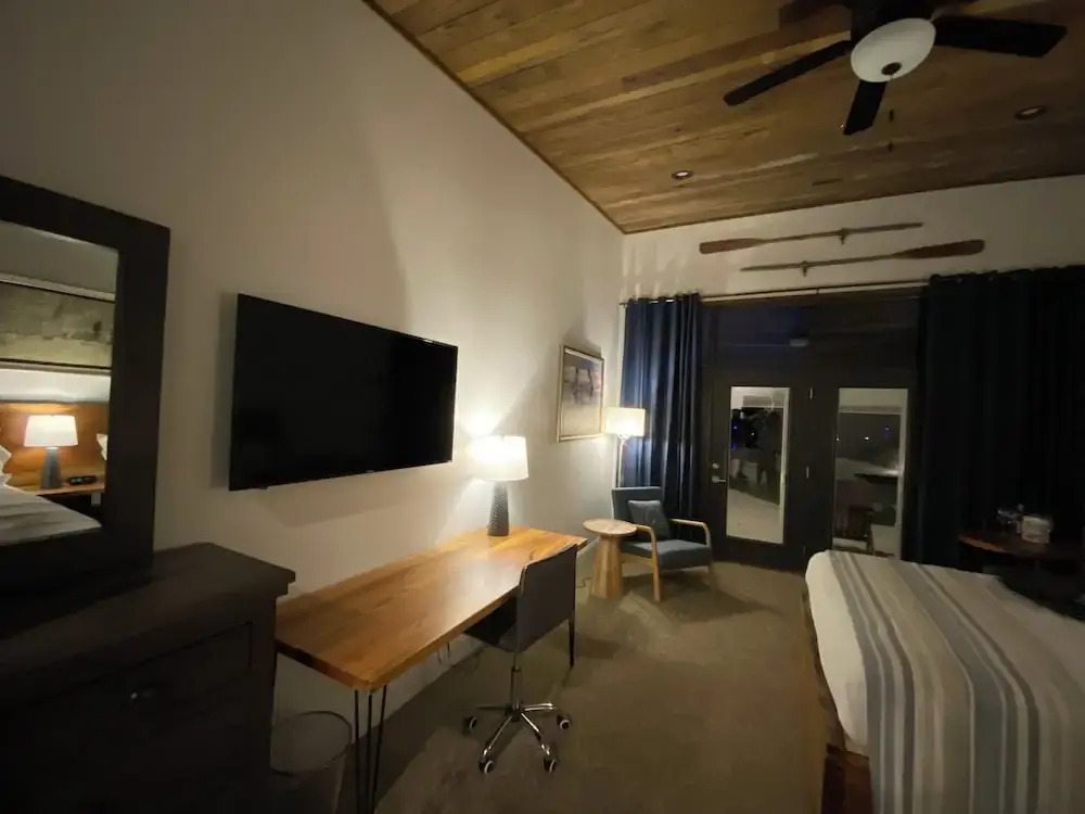 Pebble Bay Club Suites