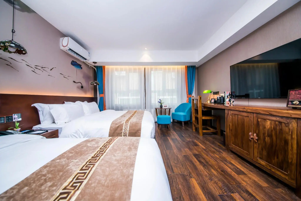 Qingdao MG Hotel l Walking distance to the beach & railway station & St Michaels Cathedral