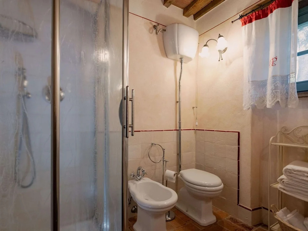 Luxury pool villa in Cortona