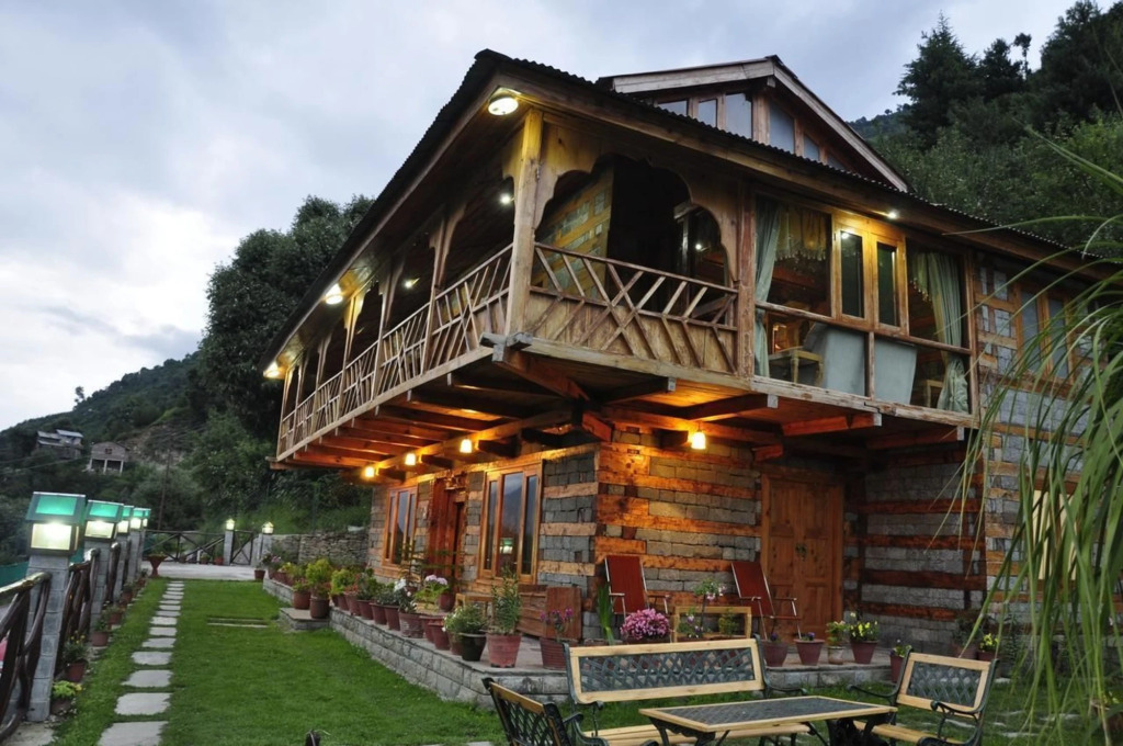 Himalayan Kothi ,Kais, Kullu Manali