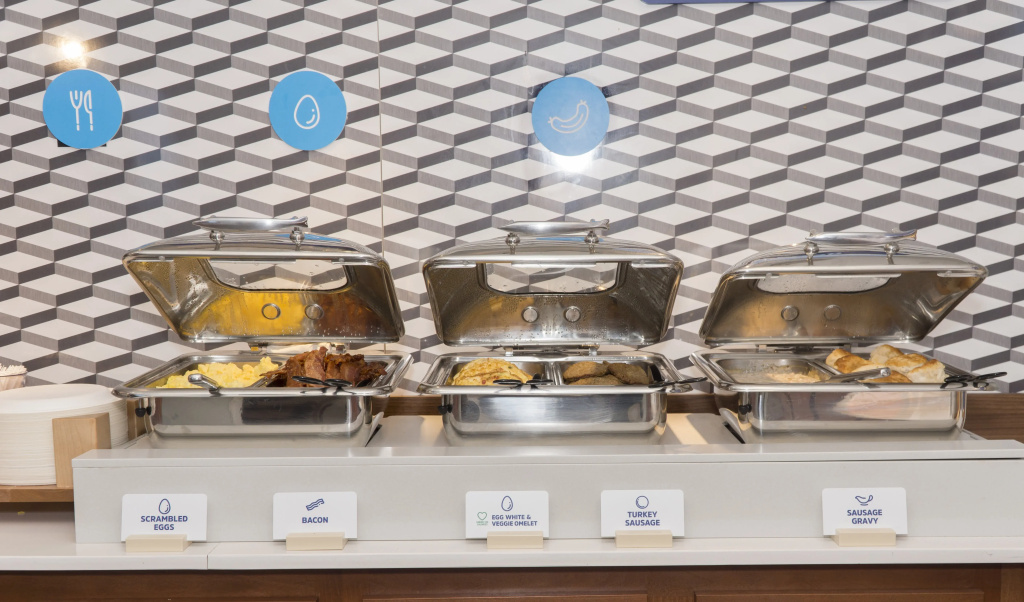 Holiday Inn Express Hotel & Suites Madison by IHG