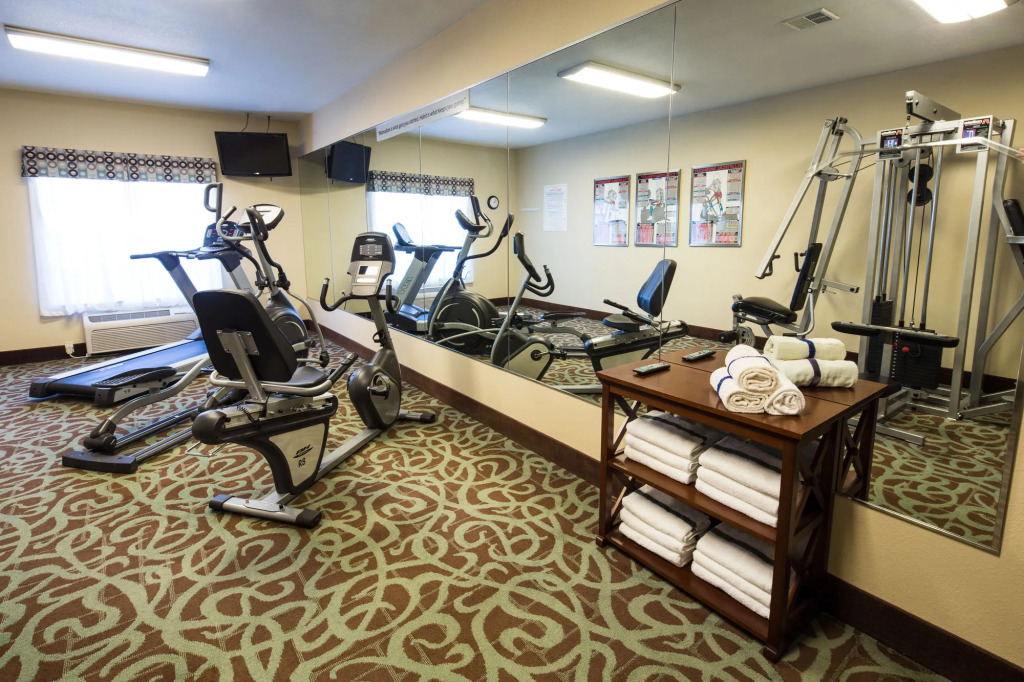 Best Western Plus Eastgate Inn & Suites