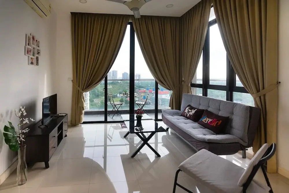 Lux Dpristine 3BR Home w Views, 5mins to Legoland