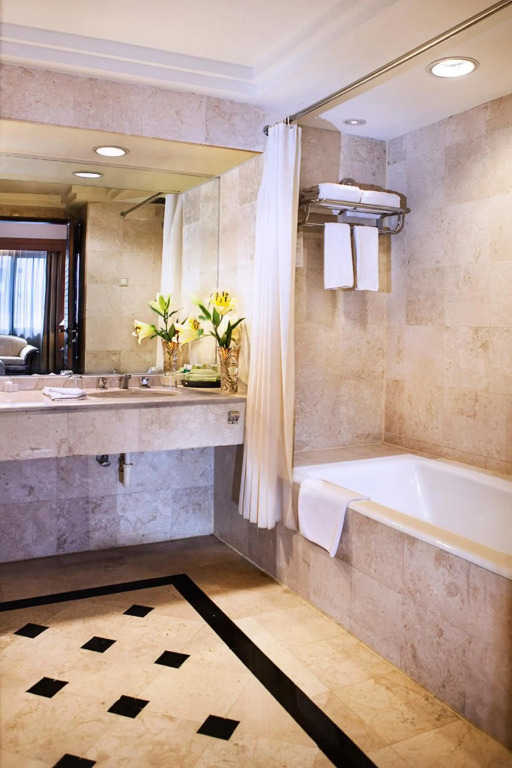 Grand Diamond Hotel Yogyakarta - Formerly Grand Quallity Hotel