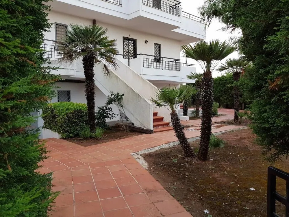 Baia Dei Pini Residence
