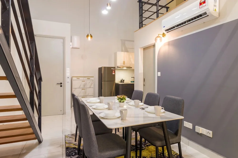 Arte Cheras by Inn Lux