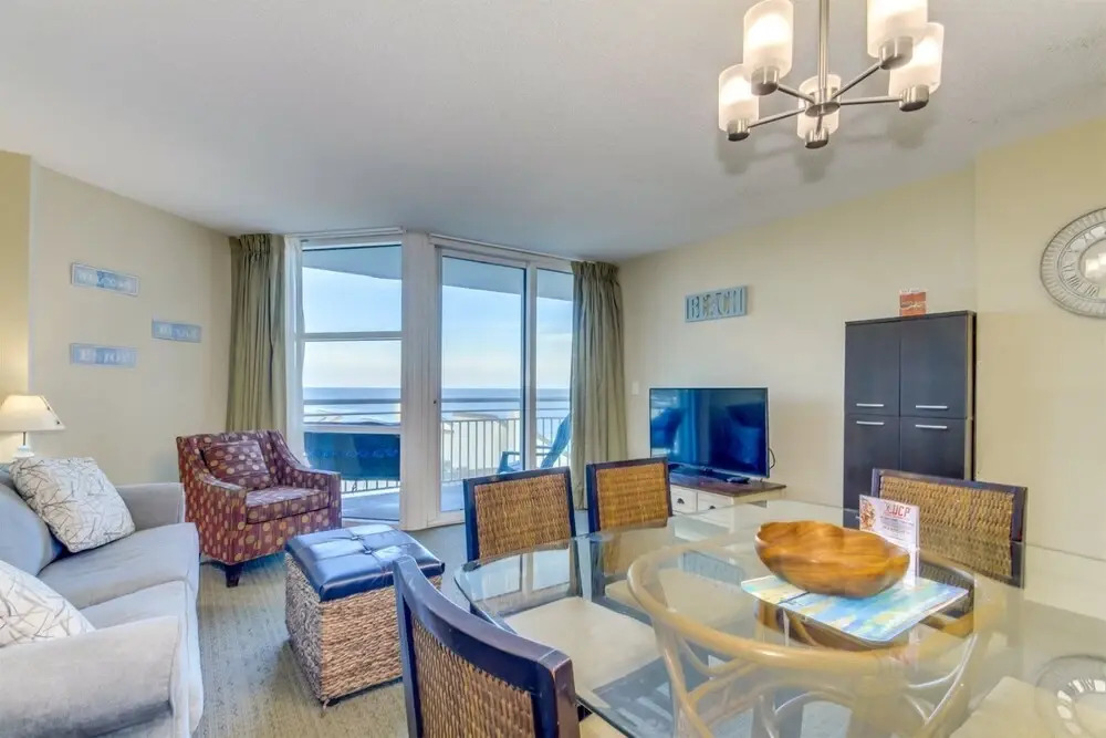 Seaside Resort 902