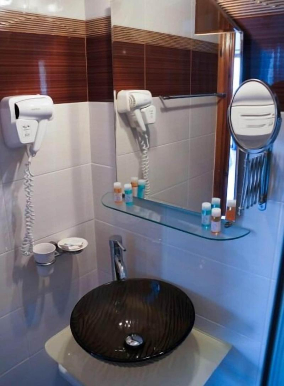 Captains House Hotel