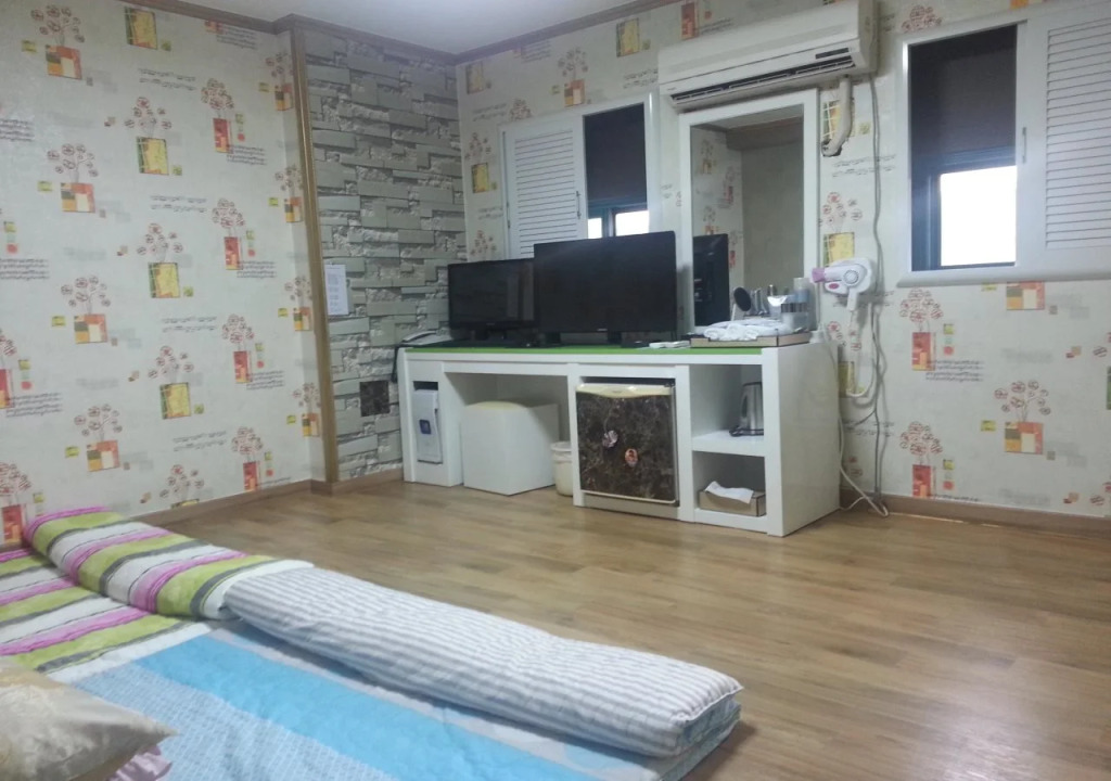 Gangneung Miseongjang Motel