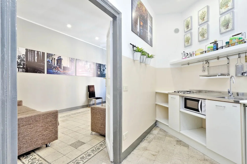 Restart Accomodations Zingari Rome