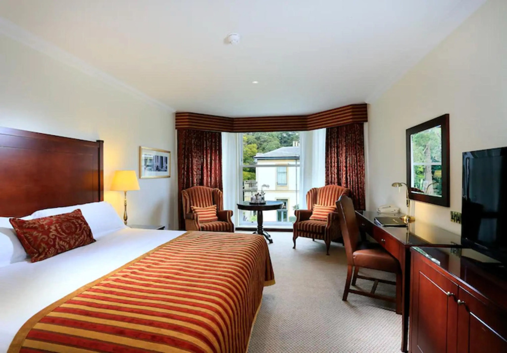 Macdonald Norwood Hall Hotel