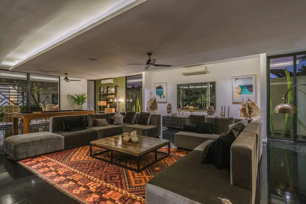 Villa BullHouse