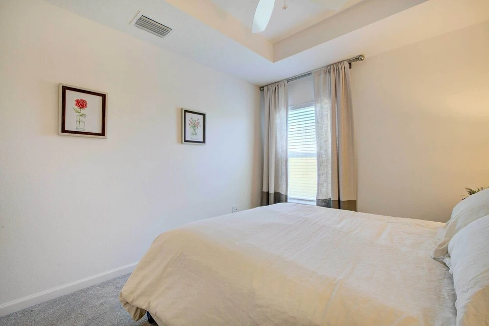 Near Golf and Shops The Villages Home with Lanai!