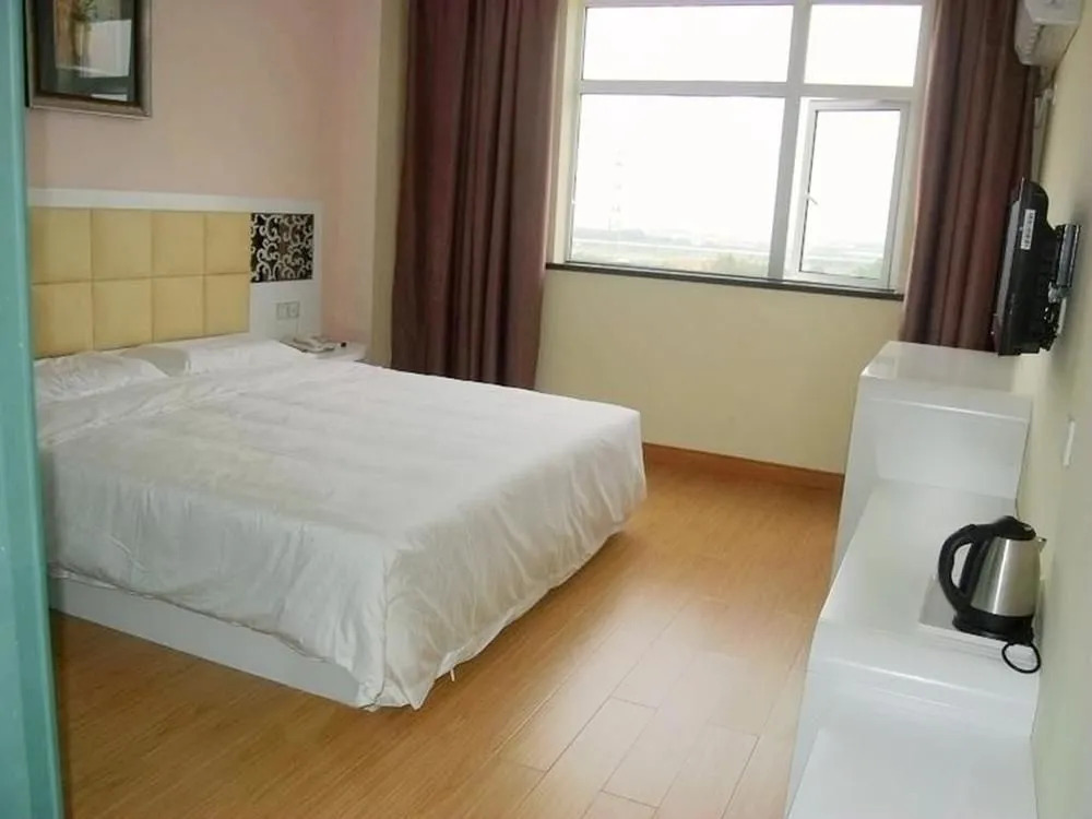 Wuhan Feitai Business Hotel