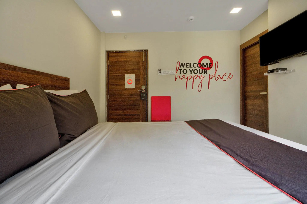 OYO Townhouse 420 Ratna Palace