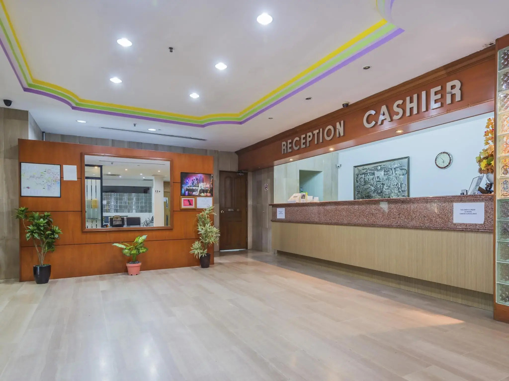 Hotel Supreme