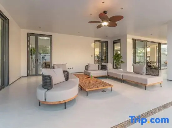 TML-L1 Luxury Villa 6 Rooms 8 Bathrooms (Luxury KTV Room + Pool + Pool Table + Fitness Area)