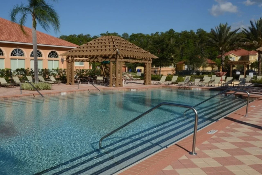 Bella Vida Resort by Home 2U Vacation