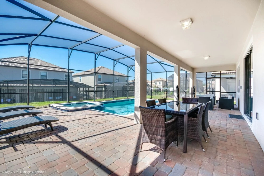 1512 Rolling Fairway Drive