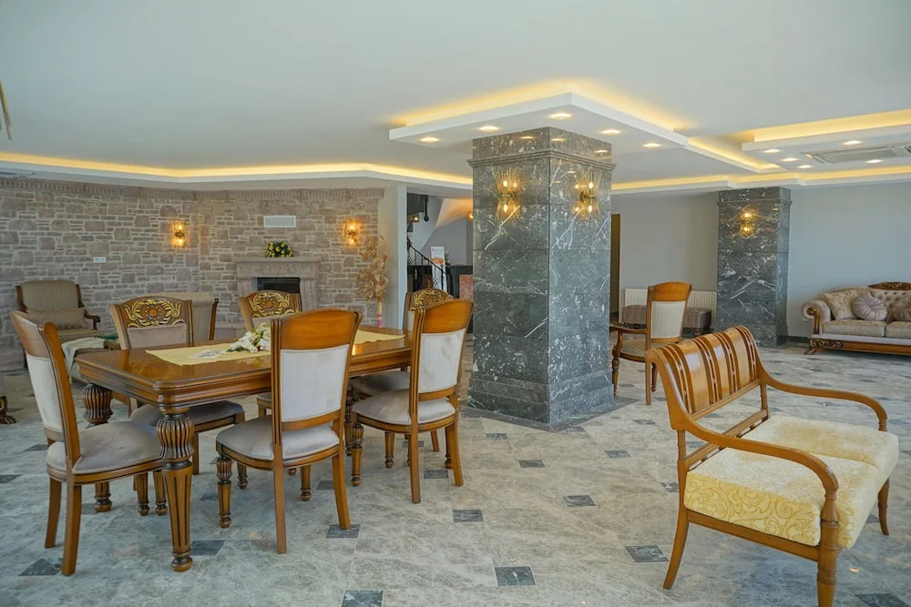 Kıvrakzade Otel