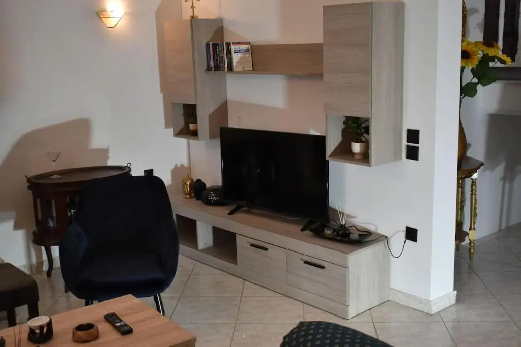 Loft House With View The Town Of Trikala