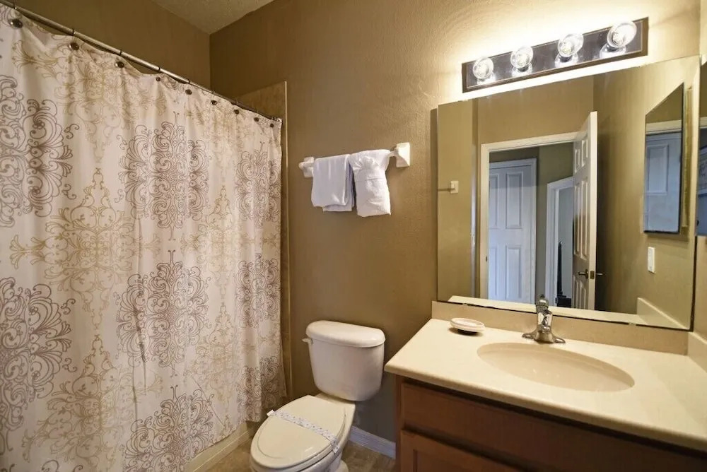 Oakwater Resort IHR 3026
