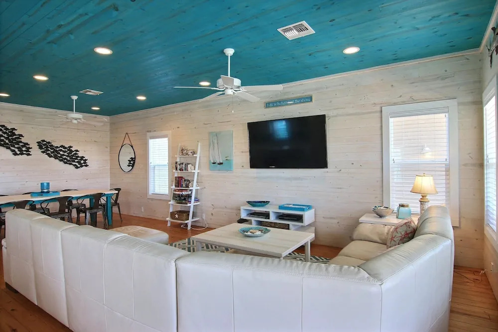 Jellyfish Home 39 by RedAwning