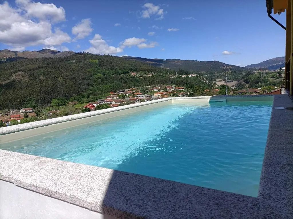 Casa Amarela da Caniçada
