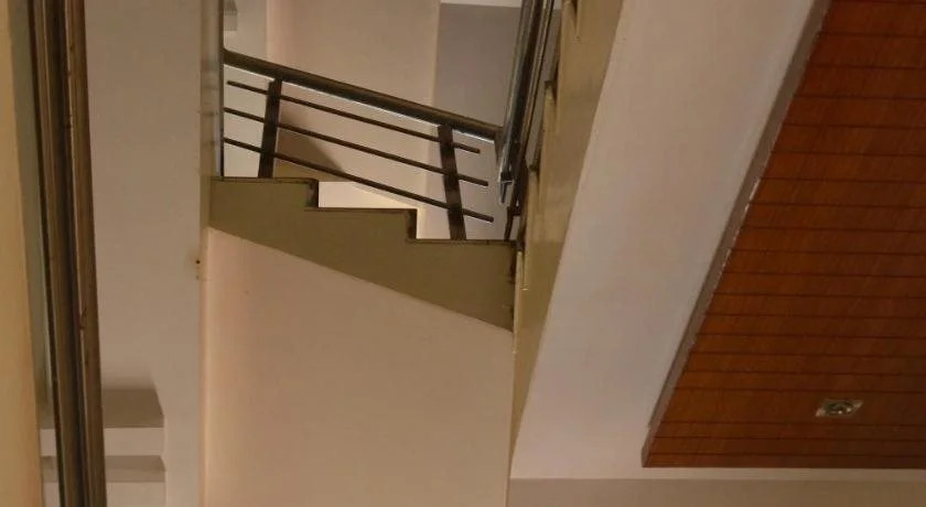 Hotel Sai Sparsh-150 meters from Saibaba temple