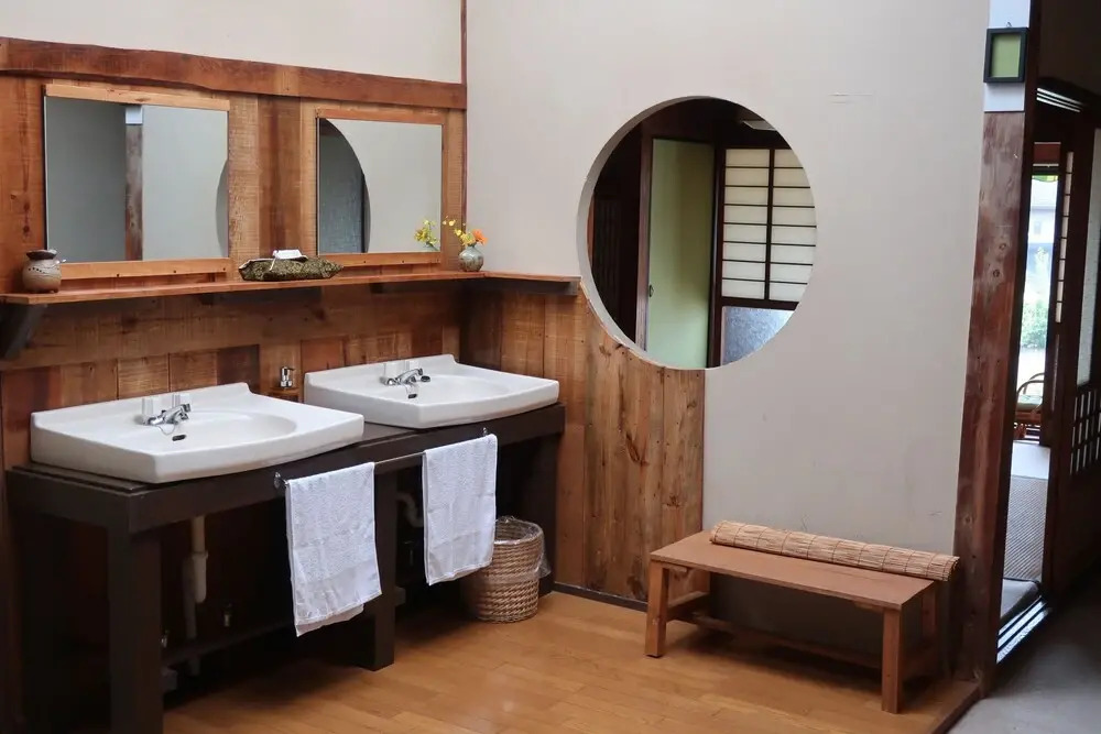 Naru. Guest House