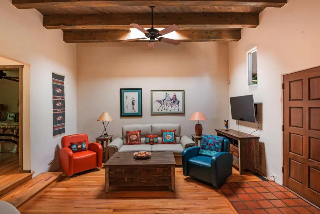 2 Bedroom - 10 Min. Walk to Plaza - Alegre