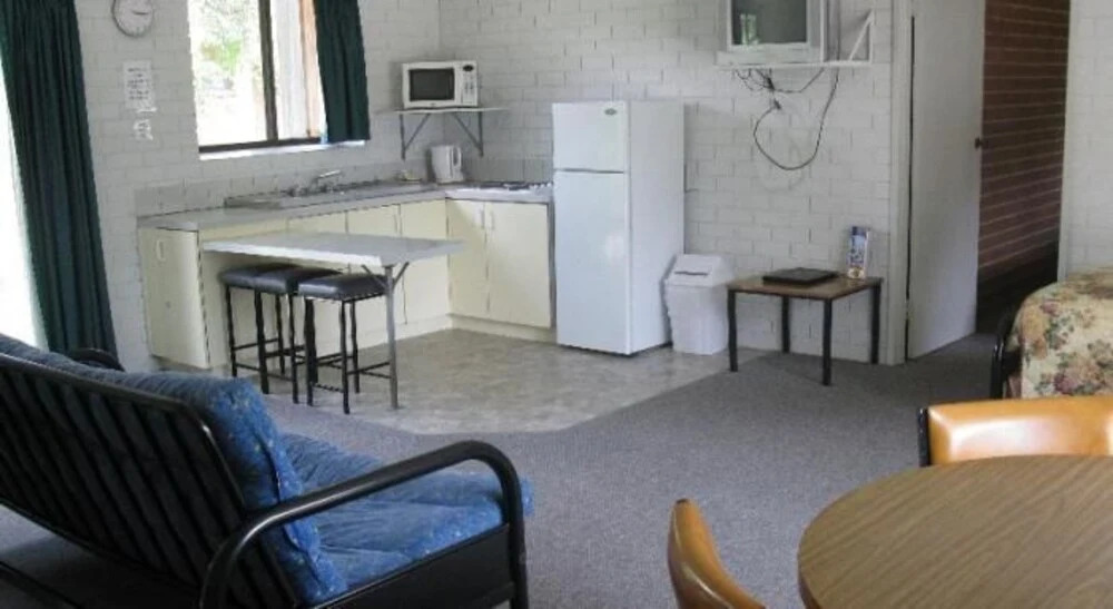 River Village Motel & Holiday Units