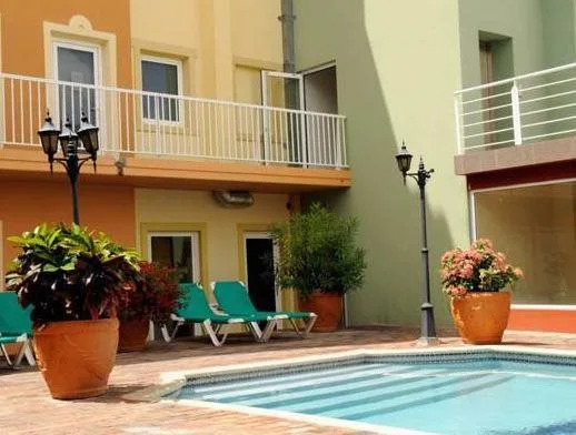 Howard Johnson Curaçao Plaza Hotel & Casino