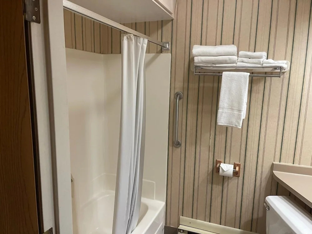 Dollingers Motor Inn
