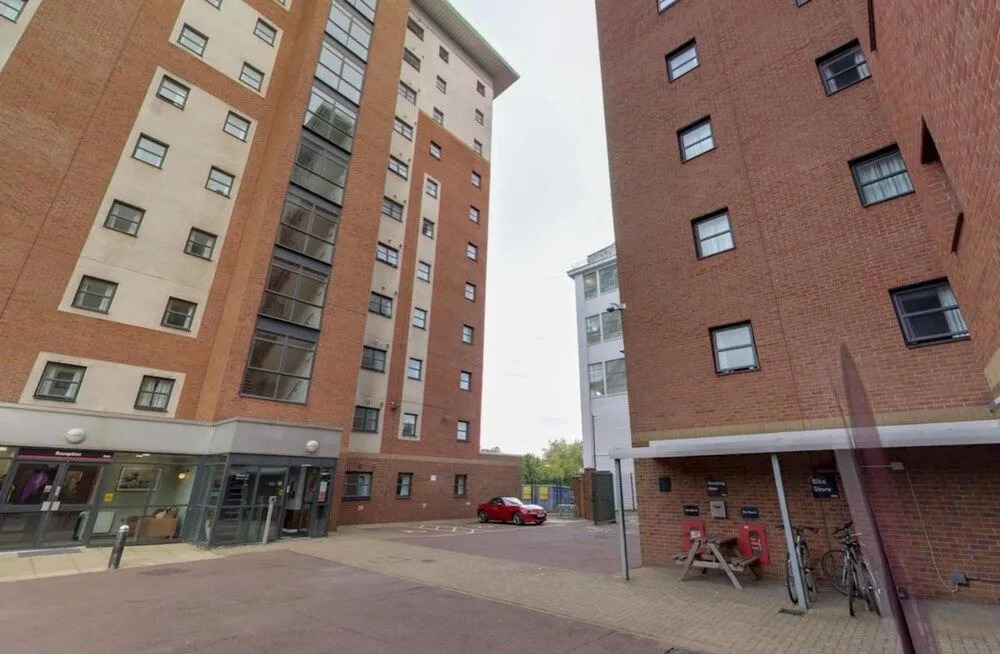 Ensuite Rooms, COVENTRY - Campus Accommodation